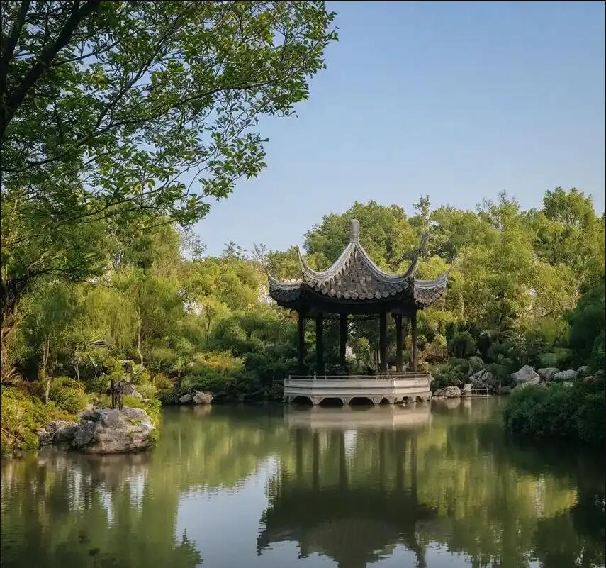 泰安岱岳小夏餐饮有限公司